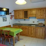 Near In 54730 Διαμέρισμα *