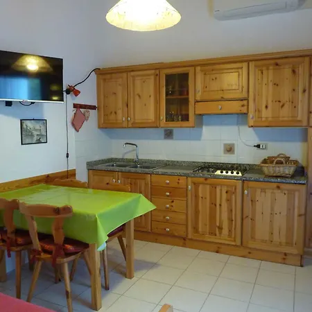 Near In 54730 Apartment *